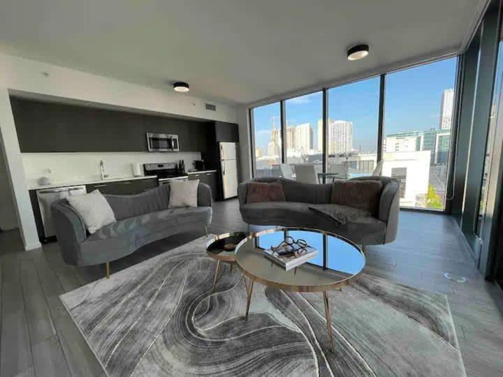 2Br, 2 Baths Lux Downtown Apt Heart Of Austin With Amazing Views, Pool, & Gym Eksteriør billede