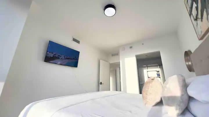 2Br, 2 Baths Lux Downtown Apt Heart Of Austin With Amazing Views, Pool, & Gym Eksteriør billede
